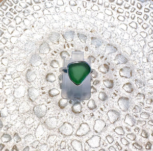 SEA GLASS RING ~ Deep Green